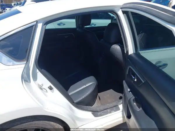 1N4AL3AP2JC158077 2018 NISSAN ALTIMA - Image 8