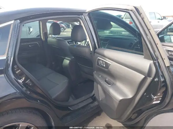 1N4AL3AP2JC158807 2018 NISSAN ALTIMA - Image 8