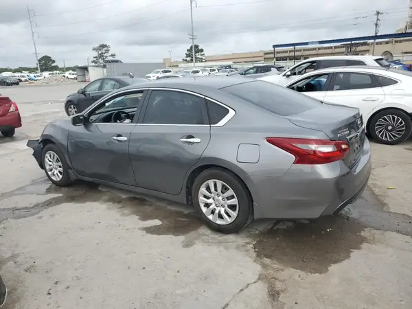1N4AL3AP2JC159052 2018 NISSAN ALTIMA - Image 2