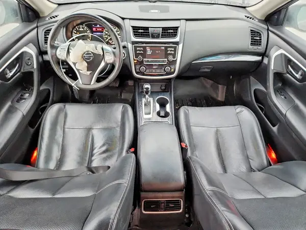 1N4AL3AP2JC160735 2018 NISSAN ALTIMA - Image 8