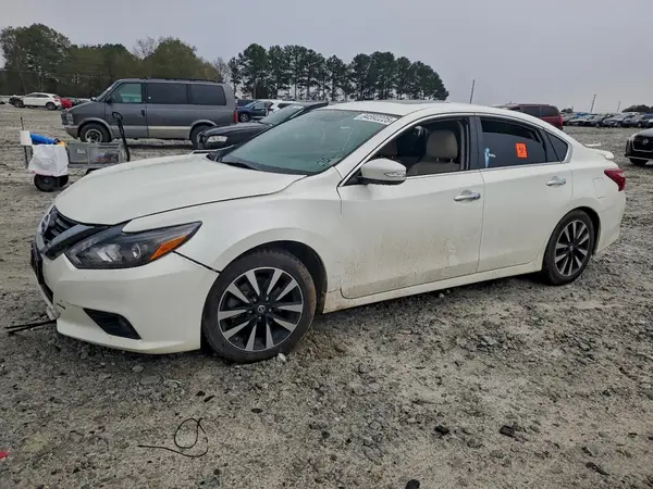 1N4AL3AP2JC163215 2018 NISSAN ALTIMA - Image 1