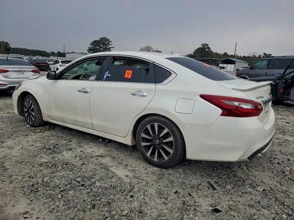 1N4AL3AP2JC163215 2018 NISSAN ALTIMA - Image 2