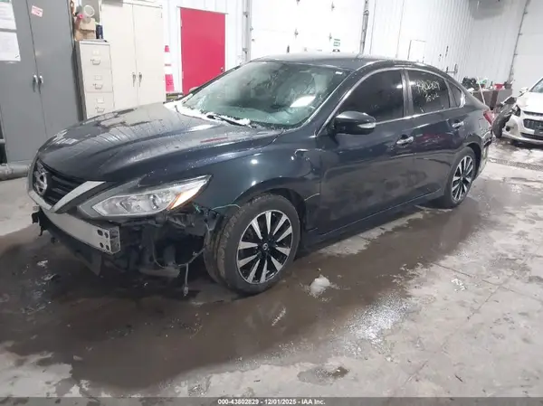 1N4AL3AP2JC166034 2018 NISSAN ALTIMA - Image 2