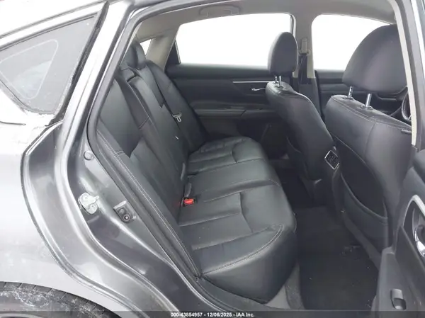 1N4AL3AP2JC168074 2018 NISSAN ALTIMA - Image 8