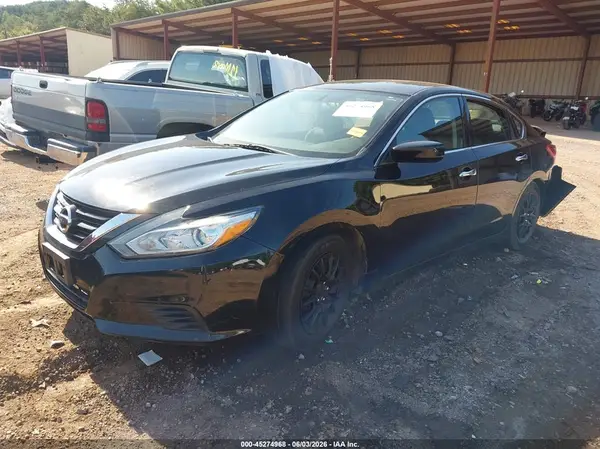 1N4AL3AP2JC168253 2018 NISSAN ALTIMA - Image 2