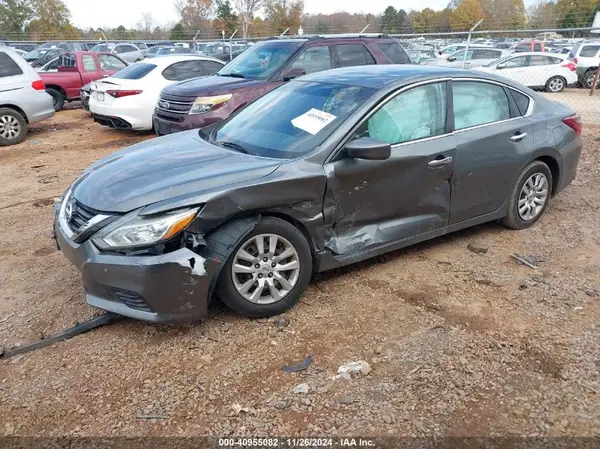 1N4AL3AP2JC168415 2018 NISSAN ALTIMA - Image 2