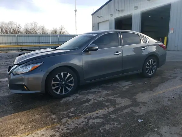 1N4AL3AP2JC168754 2018 NISSAN ALTIMA - Image 1