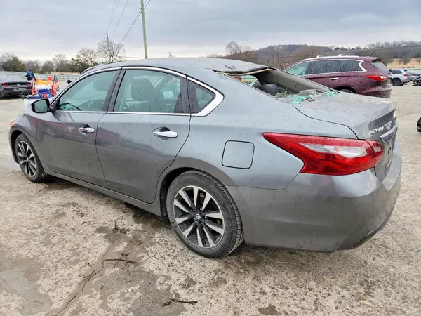 1N4AL3AP2JC168866 2018 NISSAN ALTIMA - Image 2