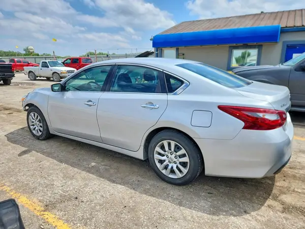 1N4AL3AP2JC170889 2018 NISSAN ALTIMA - Image 2