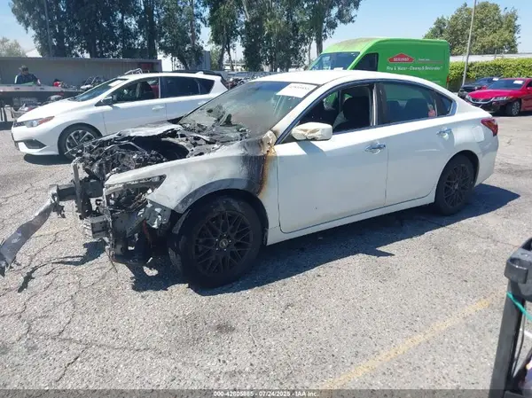 1N4AL3AP2JC171010 2018 NISSAN ALTIMA - Image 2