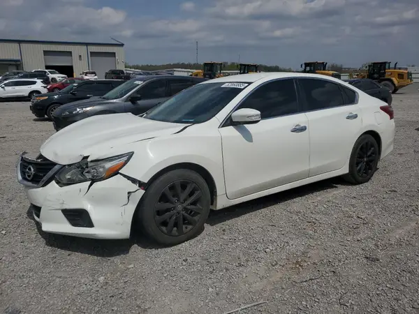 1N4AL3AP2JC171413 2018 NISSAN ALTIMA - Image 1