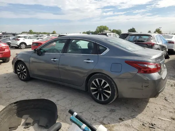 1N4AL3AP2JC173677 2018 NISSAN ALTIMA - Image 2