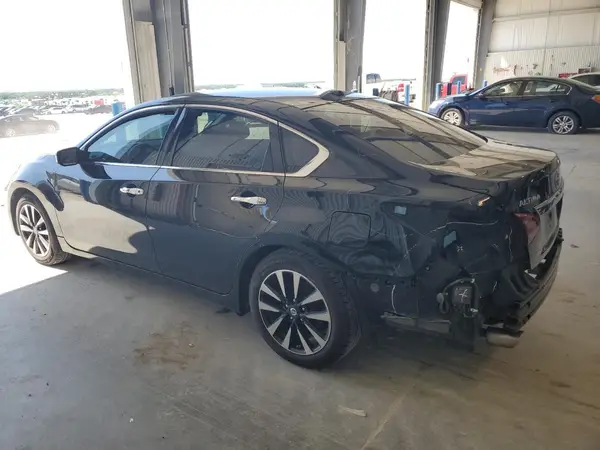 1N4AL3AP2JC174277 2018 NISSAN ALTIMA - Image 2