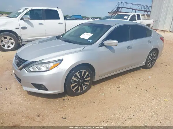 1N4AL3AP2JC175364 2018 NISSAN ALTIMA - Image 2