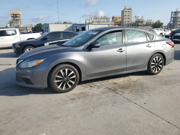 1N4AL3AP2JC176398 2018 NISSAN ALTIMA - Image 1