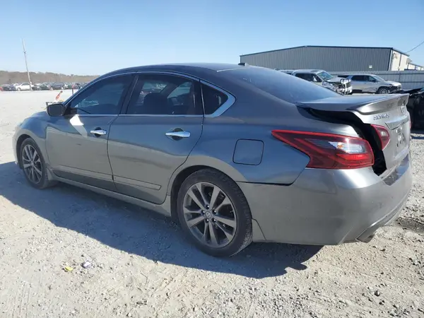1N4AL3AP2JC177695 2018 NISSAN ALTIMA - Image 2