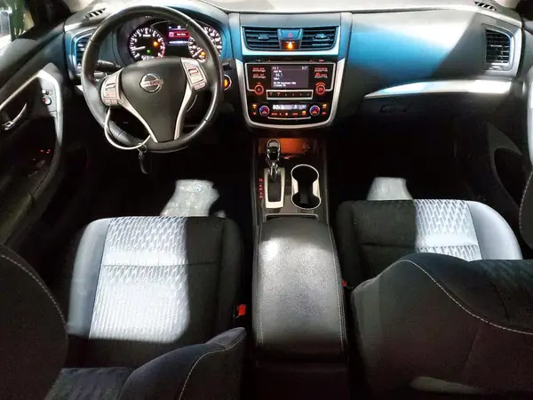 1N4AL3AP2JC181052 2018 NISSAN ALTIMA - Image 8