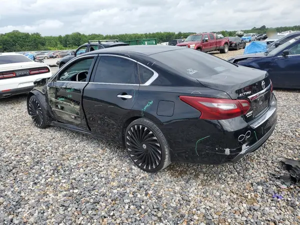 1N4AL3AP2JC183884 2018 NISSAN ALTIMA - Image 2