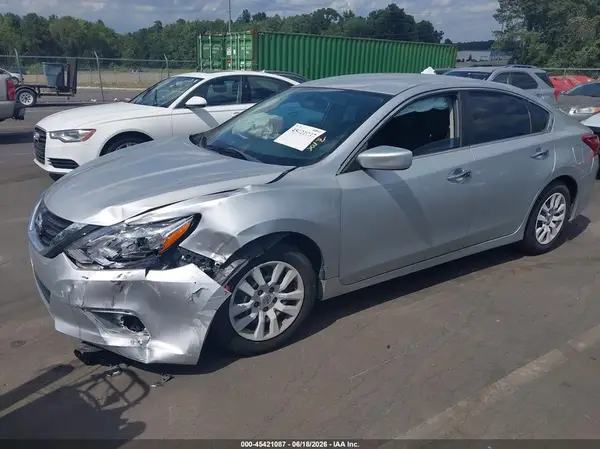 1N4AL3AP2JC184808 2018 NISSAN ALTIMA - Image 2