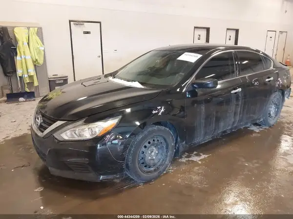 1N4AL3AP2JC189183 2018 NISSAN ALTIMA - Image 2