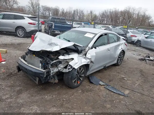 1N4AL3AP2JC194299 2018 NISSAN ALTIMA - Image 2