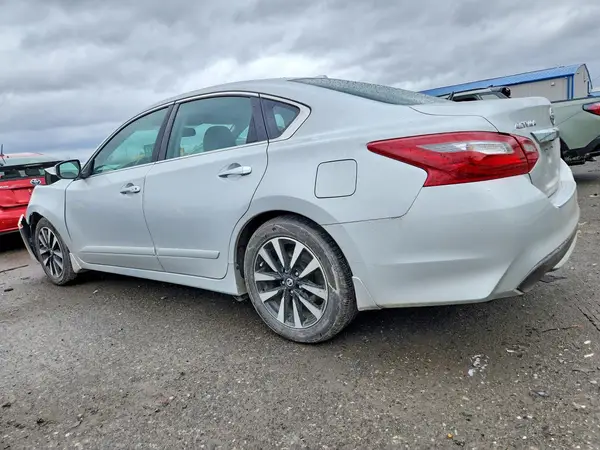 1N4AL3AP2JC194836 2018 NISSAN ALTIMA - Image 2
