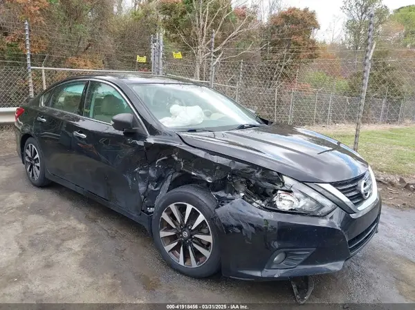 1N4AL3AP2JC196943 2018 NISSAN ALTIMA - Image 1