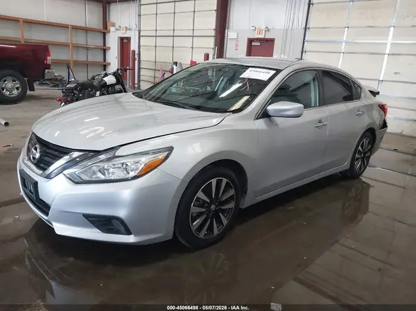 1N4AL3AP2JC197641 2018 NISSAN ALTIMA - Image 2