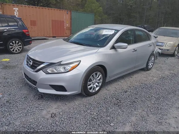1N4AL3AP2JC199387 2018 NISSAN ALTIMA - Image 2