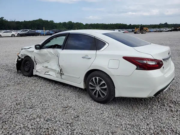 1N4AL3AP2JC201302 2018 NISSAN ALTIMA - Image 2