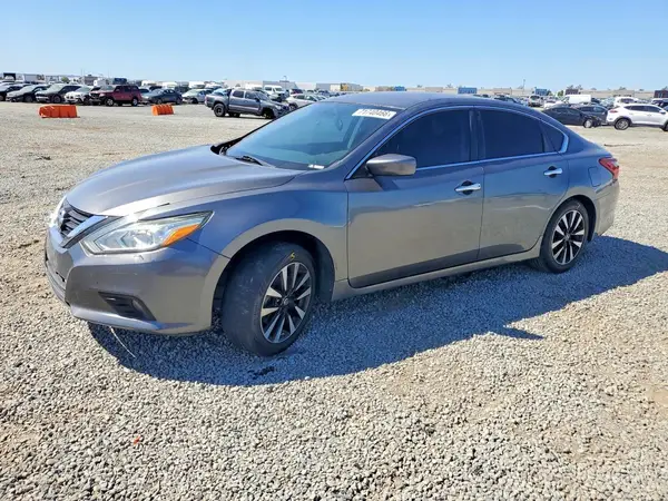 1N4AL3AP2JC202899 2018 NISSAN ALTIMA - Image 1