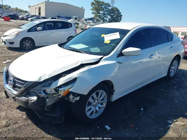 1N4AL3AP2JC203390 2018 NISSAN ALTIMA - Image 2