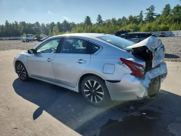 1N4AL3AP2JC205382 2018 NISSAN ALTIMA - Image 2