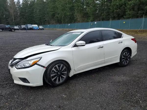 1N4AL3AP2JC209044 2018 NISSAN ALTIMA - Image 1
