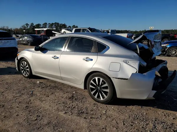 1N4AL3AP2JC209139 2018 NISSAN ALTIMA - Image 2