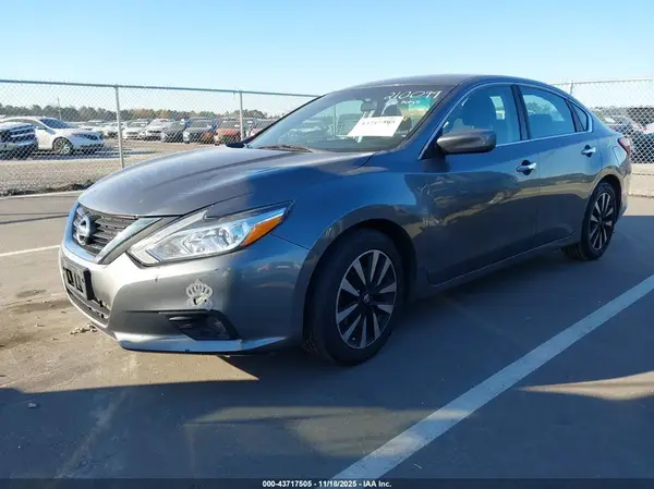 1N4AL3AP2JC209366 2018 NISSAN ALTIMA - Image 2