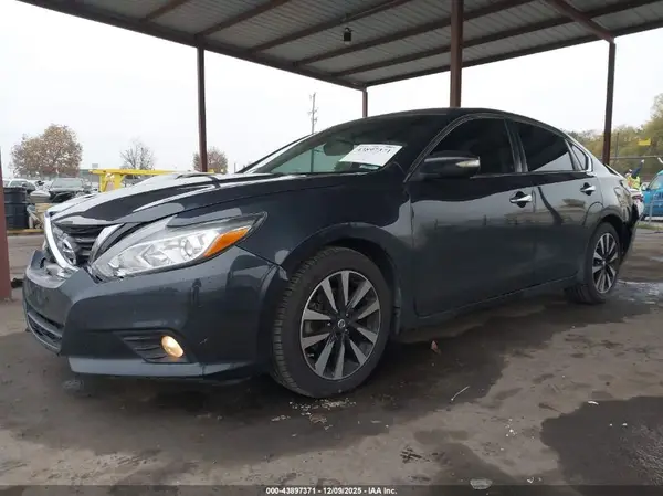 1N4AL3AP2JC209481 2018 NISSAN ALTIMA - Image 2