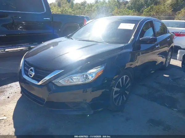 1N4AL3AP2JC210114 2018 NISSAN ALTIMA - Image 2