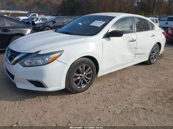 1N4AL3AP2JC210971 2018 NISSAN ALTIMA - Image 2