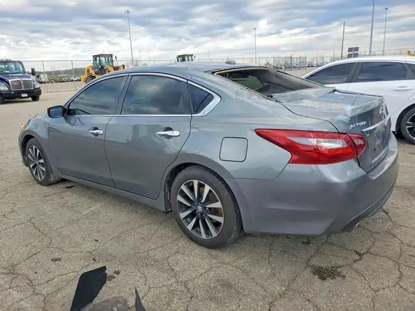 1N4AL3AP2JC211425 2018 NISSAN ALTIMA - Image 2