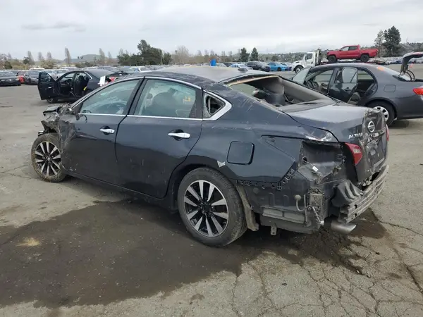 1N4AL3AP2JC212204 2018 NISSAN ALTIMA - Image 2