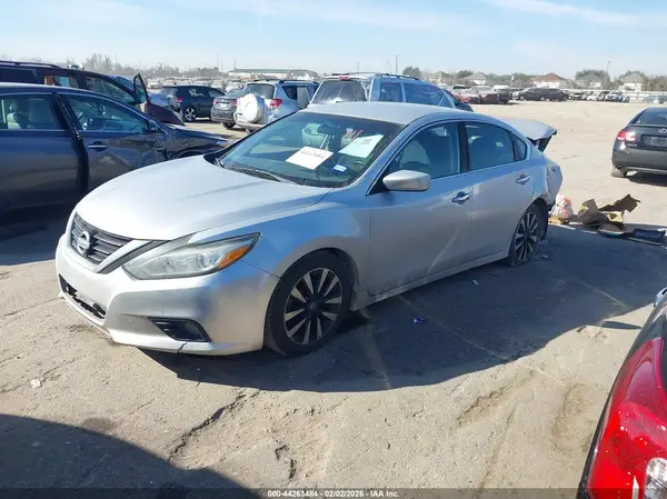 1N4AL3AP2JC213076 2018 NISSAN ALTIMA - Image 2