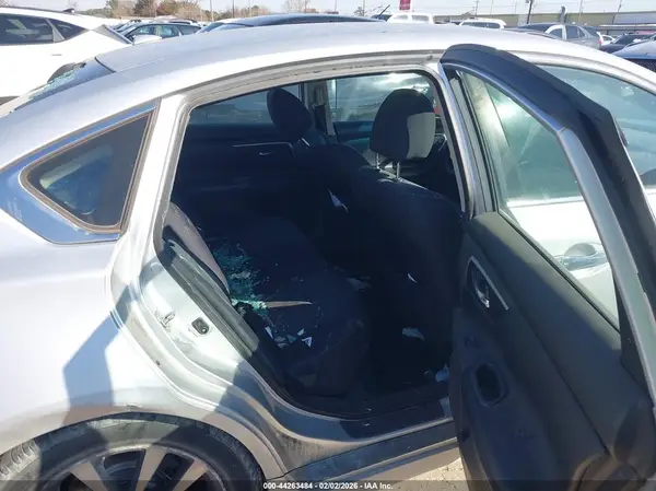 1N4AL3AP2JC213076 2018 NISSAN ALTIMA - Image 8