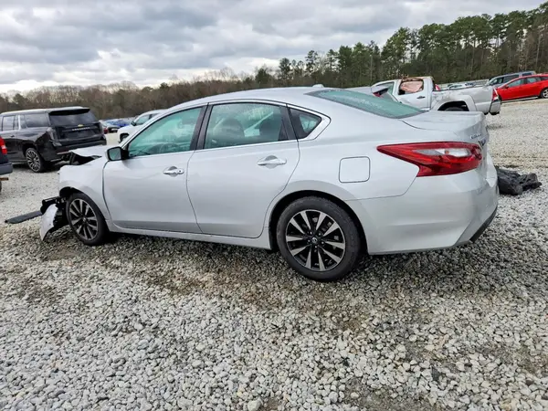 1N4AL3AP2JC213224 2018 NISSAN ALTIMA - Image 2
