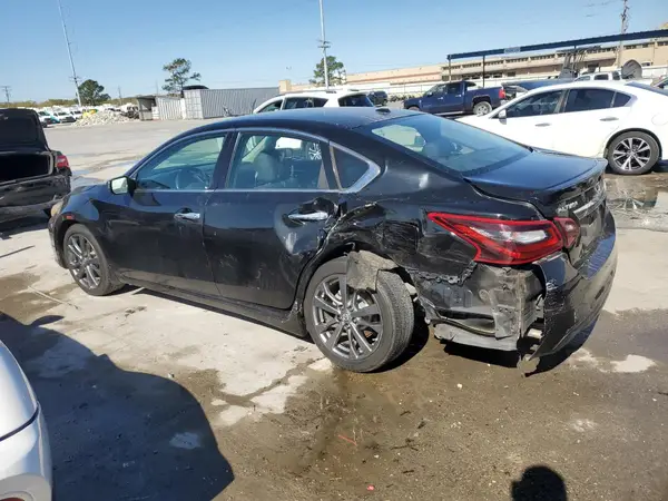 1N4AL3AP2JC213823 2018 NISSAN ALTIMA - Image 2