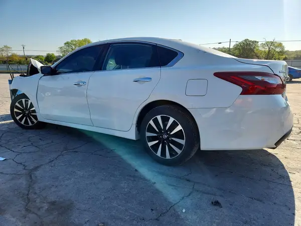 1N4AL3AP2JC214602 2018 NISSAN ALTIMA - Image 2