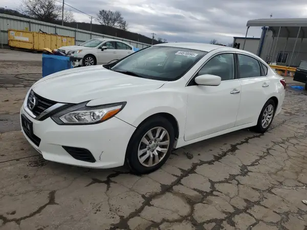1N4AL3AP2JC215040 2018 NISSAN ALTIMA - Image 1