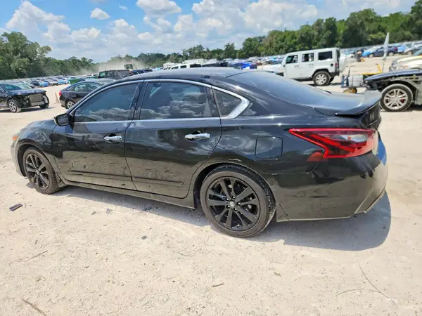 1N4AL3AP2JC221596 2018 NISSAN ALTIMA - Image 2