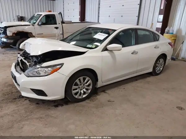 1N4AL3AP2JC222196 2018 NISSAN ALTIMA - Image 2