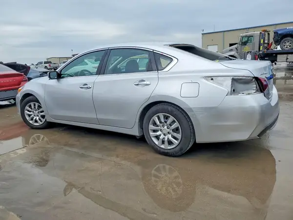 1N4AL3AP2JC222313 2018 NISSAN ALTIMA - Image 2